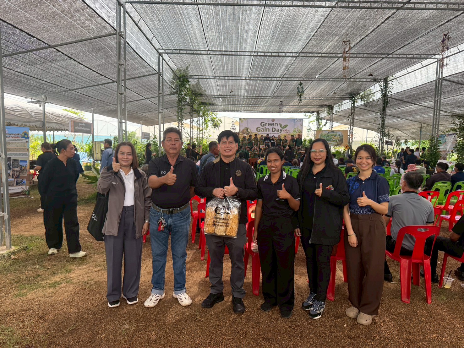 title - วันที่ 19 มิถุนายน 2569 นายวิทูล ประดิษฐบุญ ปฏิรูปที่ดินจังหวัดปราจีนบุรี พร้อมด้วย เจ้าหน้าที่ ส.ป.ก.ปราจีนบุรี เข้าร่วมงาน Green Gain Day 